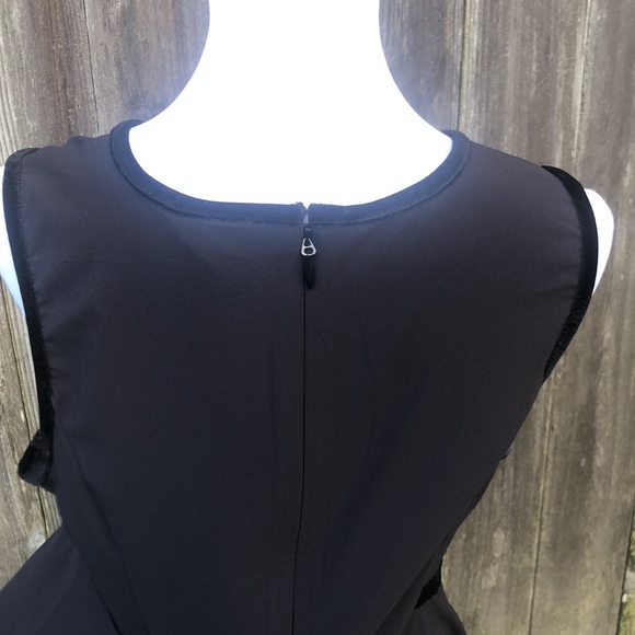 Torrid 1x Sleeveless Asymmetrical Black Blouse with Velvet Trim!! - Picture 8 of 8